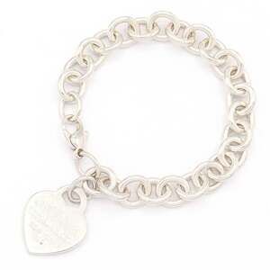 TIFFANY Authentic Silver Heart Charm Bracelet